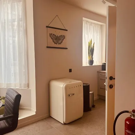 Christina's 1 Bed-first Floor *